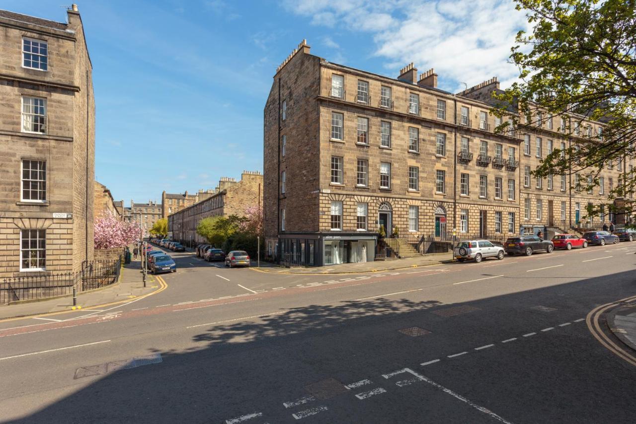 Beautiful Hideout In Center Of Apartment Edinburgh