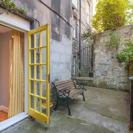 Beautiful Hideout In Center Of Edinburgh Apartment Exterior photo